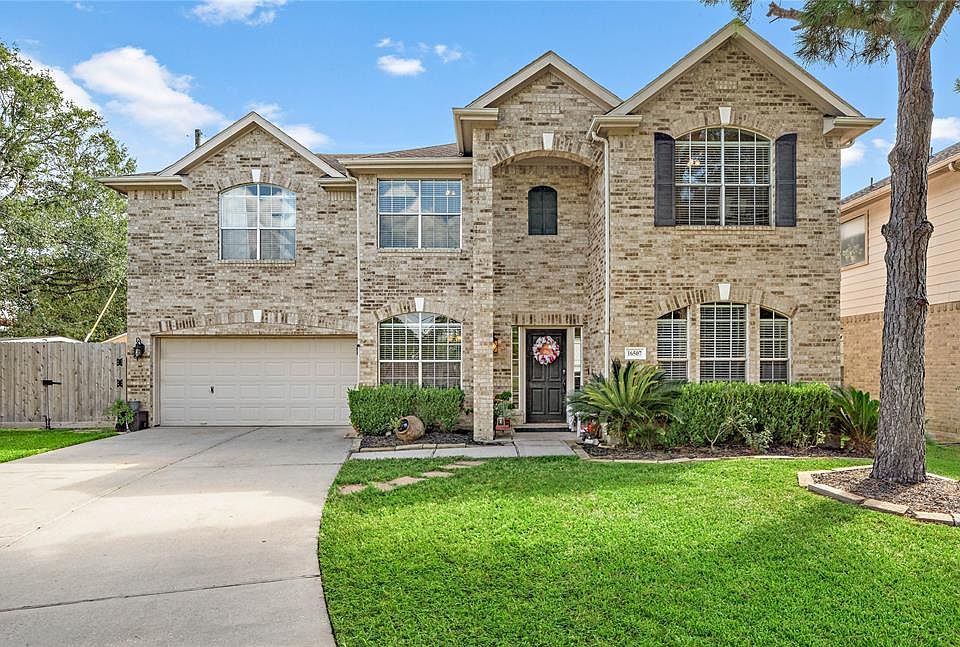 1st image of 16507 Cypress Path Ct