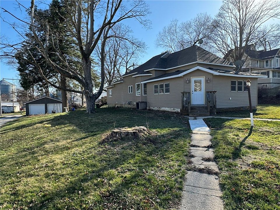 105 W Grant St, Casey, IA 50048 Zillow