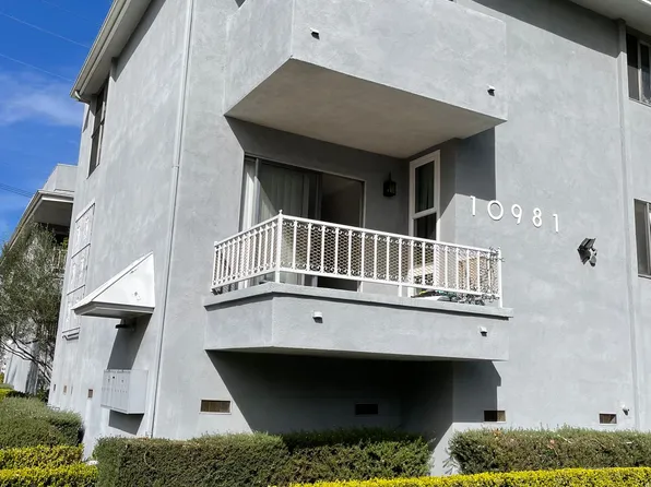 Luxury Living At An Affordable Price, 10981 Rose Ave #2, Los Angeles, CA 90034