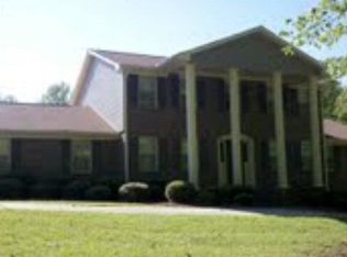 596 Frashier Rd, Carrollton, GA 30116