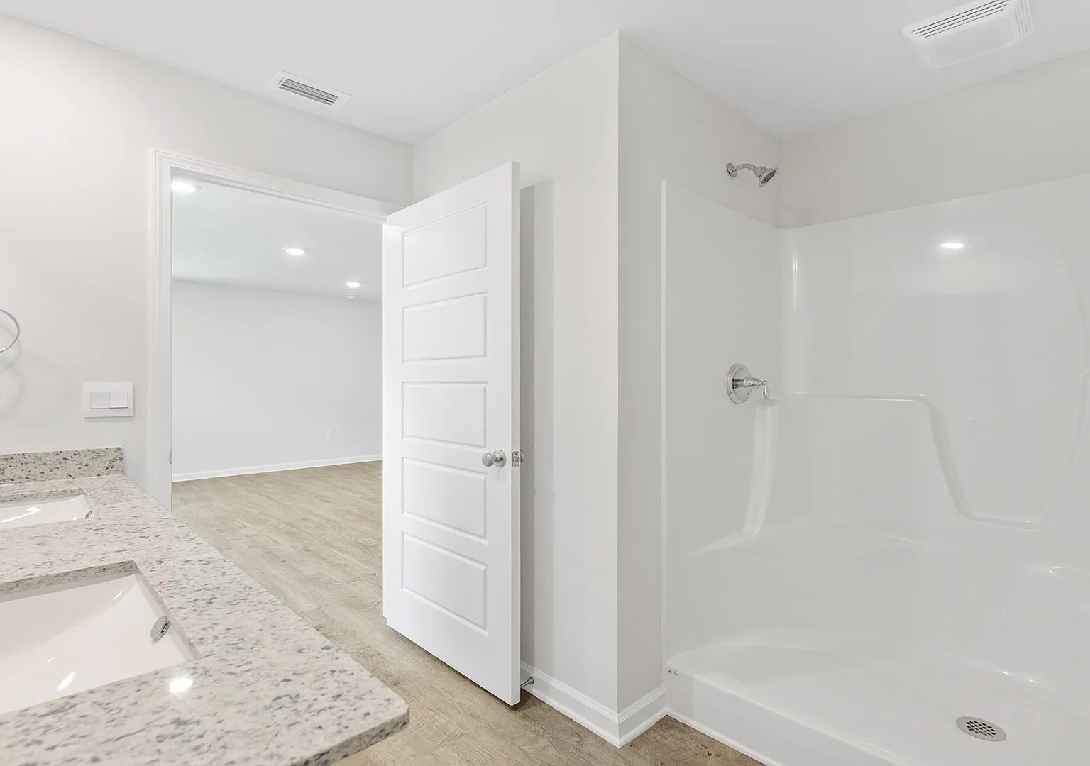 3 bed, 1580 sqft, $2,499 — Photo 2