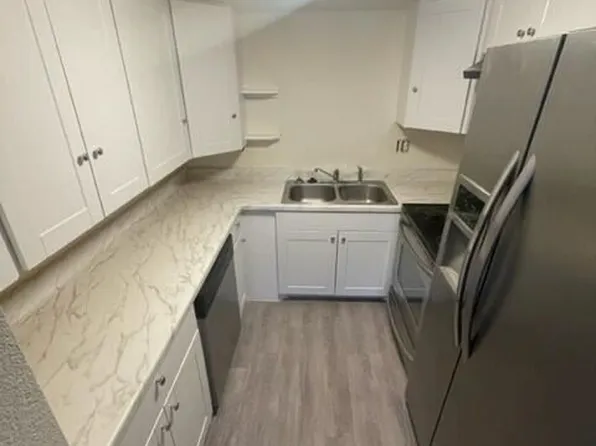 2672 N 43rd Ave #21D, Phoenix, AZ 85009