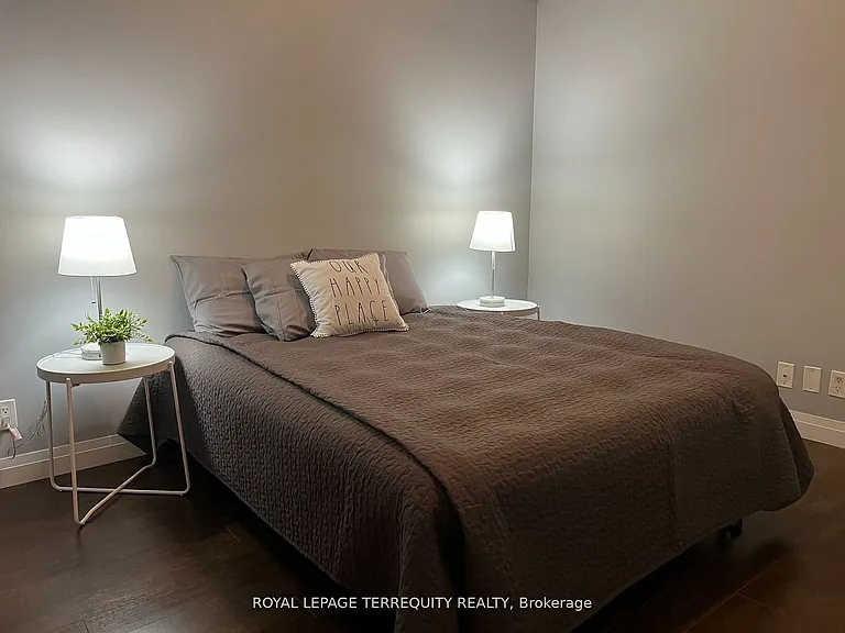 22 E Haven Dr #1011 — Photo 12
