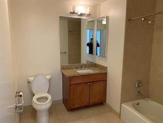 5th image of 175 W Saint James St Unit 302