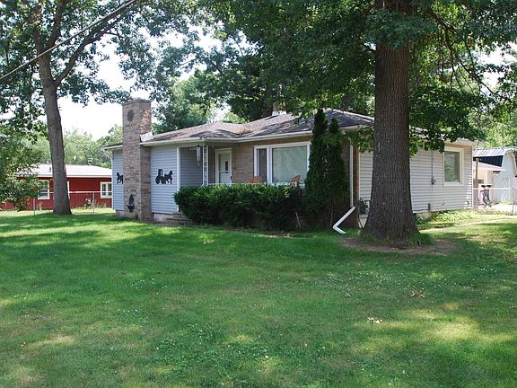 2nd image of 2162 Greenwood Rd
