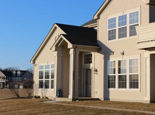 2692 Acorn Ct, Dundee, IL 60118