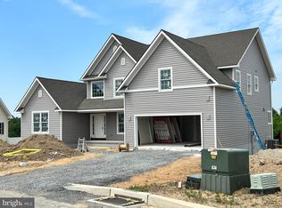 211 Daisy Dr, Lebanon, PA 17046