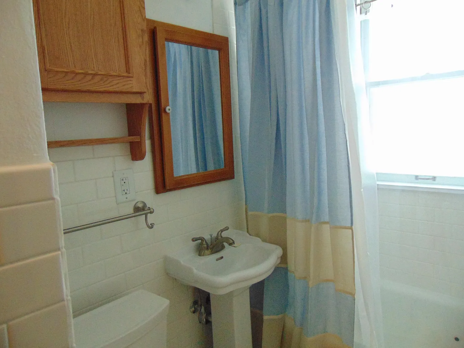 2 bed, 950 sqft, $1,470 — Photo 4