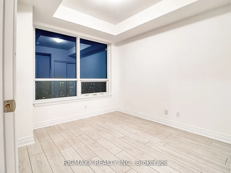 30 Elm Dr W #1503 — Photo 11