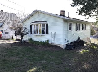 56 Oak St, Presque Isle, ME 04769