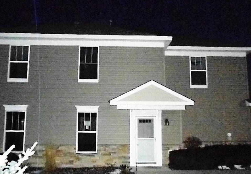 1st image of 325 Naegele Ave NE