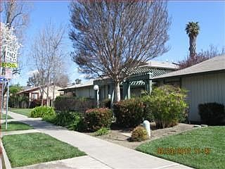 1st image of 725 Auburn Pl APT 204