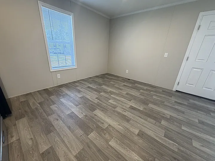 38000 Le Chateau Blvd #445 — Photo 5