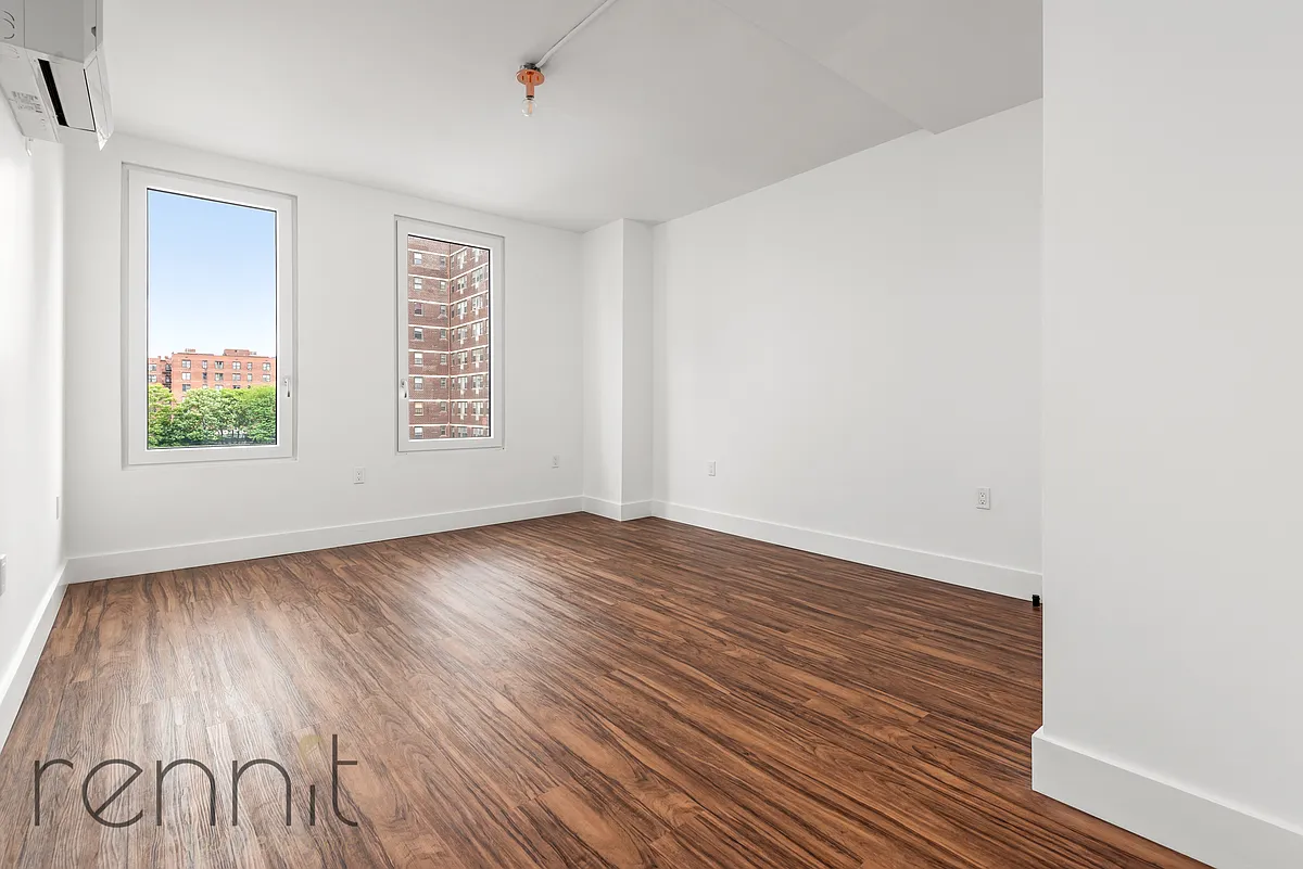 Building Photo - 26-24 4th St #205A