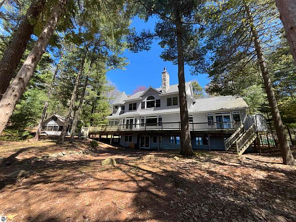 5th image of 410 S Golden Beach Dr