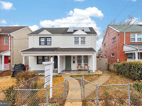 2nd image of 162 Forrester St SW