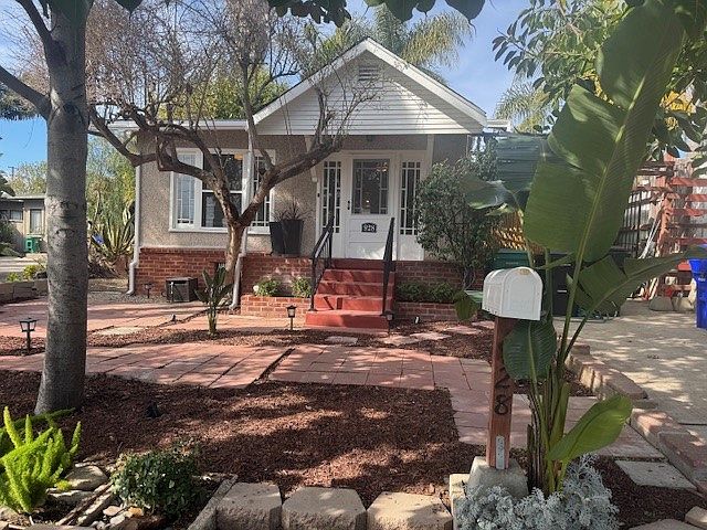 1st image of 928 Hoffman St
