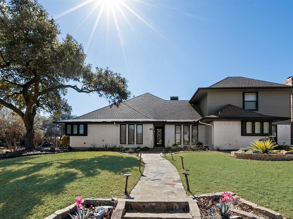 1st image of 3021 Club Hill Dr