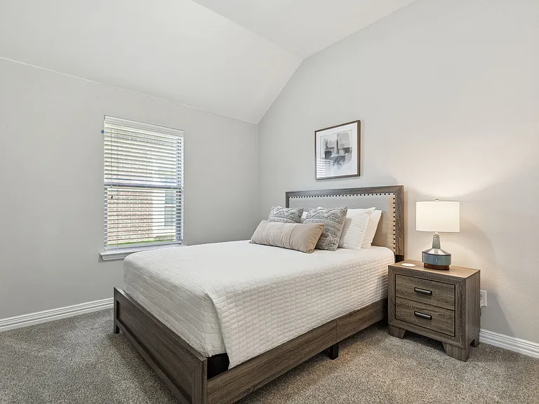 608 Knightsbridge Ln — Photo 10