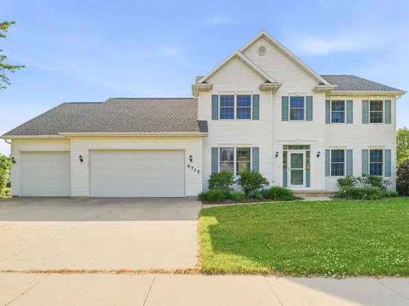 4717 N Tanglewood Dr, Appleton, WI 54913