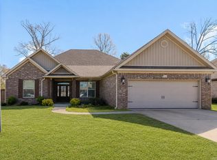 3236 Dapple Gray Rd, Benton, AR 72015