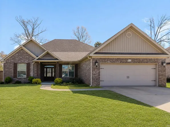 3236 Dapple Gray Rd, Benton, AR 72015
