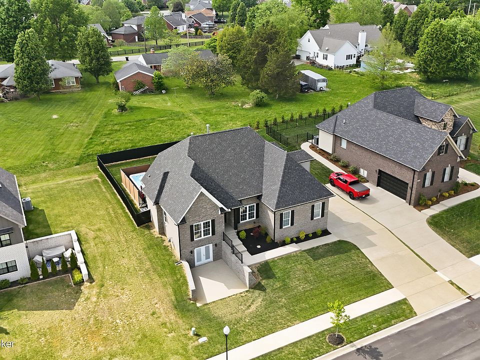 1st image of 12614 Valley Pine Dr