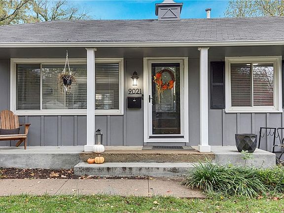 2nd image of 9021 Westbrooke Dr