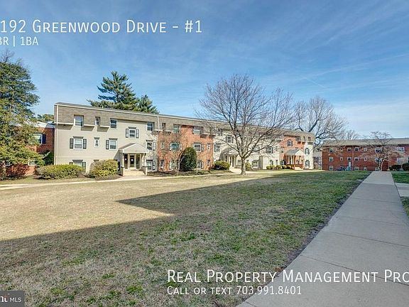 3rd image of 6192 Greenwood Dr APT 1