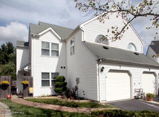 7 Browning Ct, Freehold, NJ