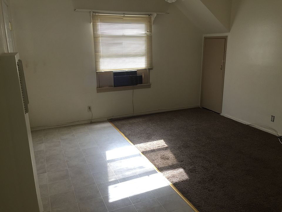 2nd image of 4025 Cedar St
