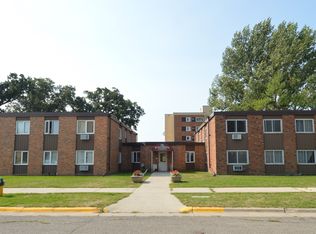 205 3rd St NW #8, East Grand Forks, MN 56721