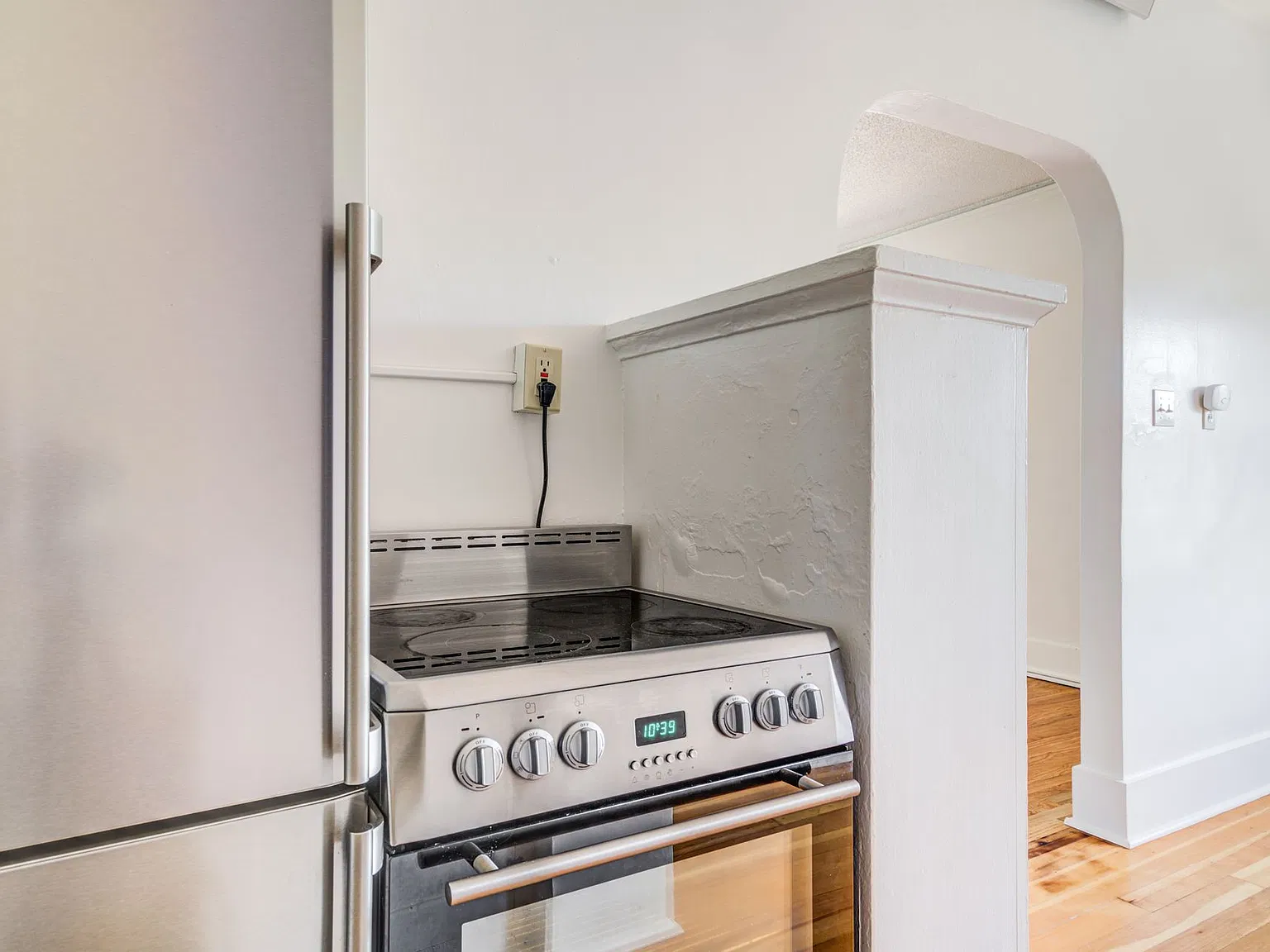 Ladd Apartments — Photo 1