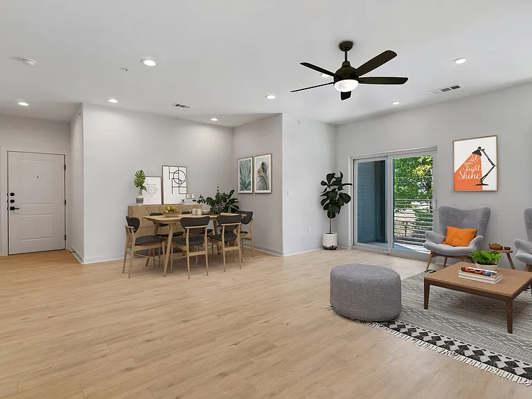 100 W Mockingbird Ln — Photo 6