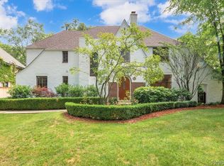 455 Linden Rd, Birmingham, MI 48009