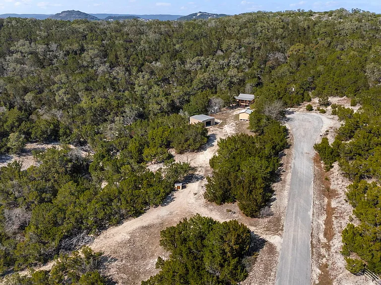 1597 Pipe Springs Dr — Photo 38