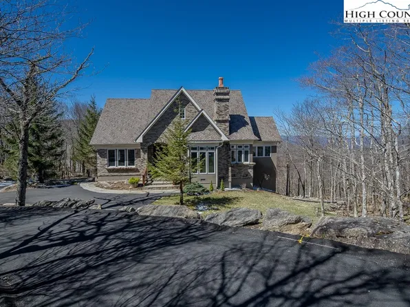 330 N Pinnacle Ridge Road, Beech Mountain, NC 28604