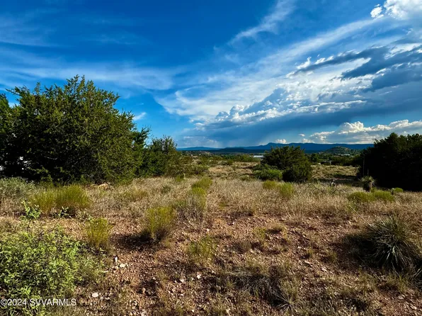 5914 N Bentley Drive, Rimrock, AZ 86335