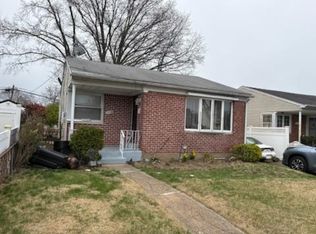 12121 237th St, Rosedale, NY 11422