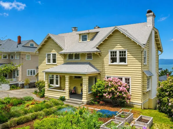 1684 Irving Ave, Astoria, OR 97103