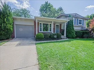 2709 Lillian Rd photo 1