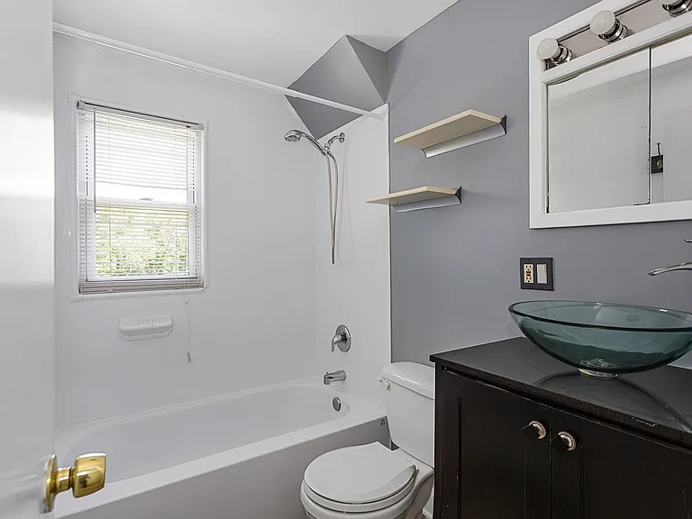 102 Island Ave — Photo 28