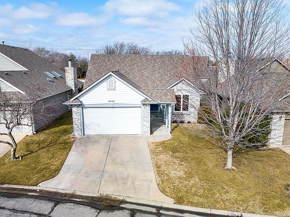 3rd image of 8028 E Windwood St