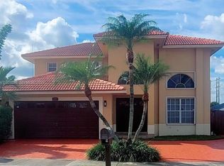 784 NW 135th Ct, Miami, FL 33182