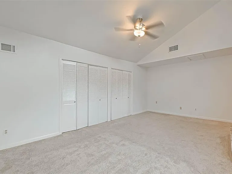 12111 Poulson Dr — Photo 27