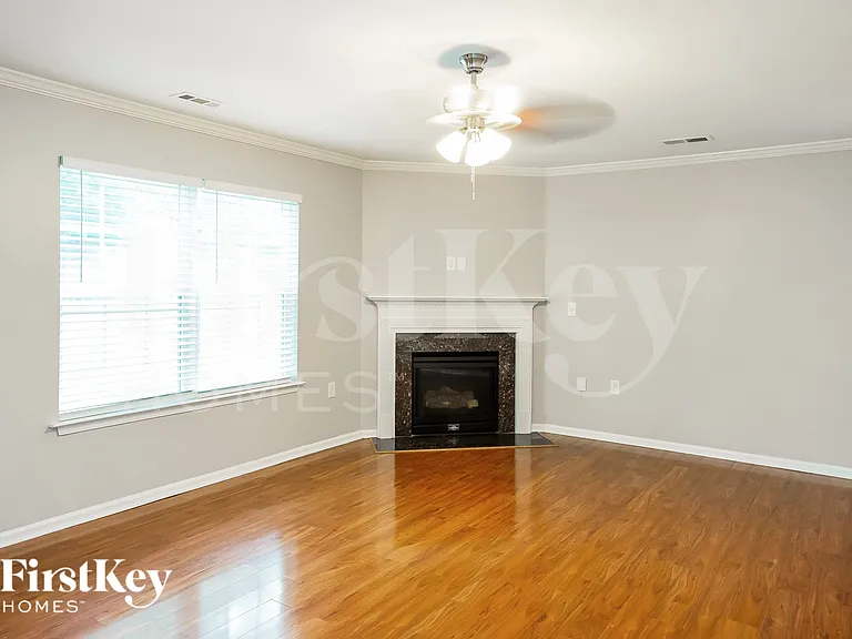 4538 Austin Dekota Dr — Photo 3