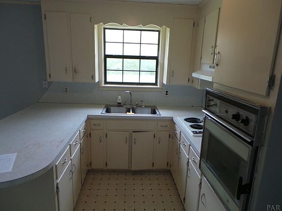 4th image of 930 J E Boyd Ln