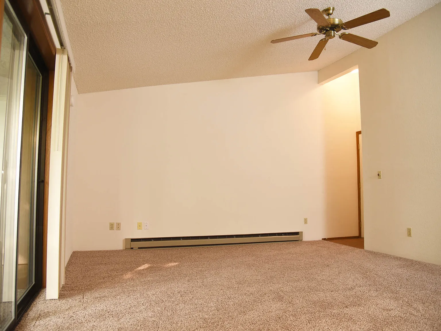 Parc Grand Apartments — Photo 3
