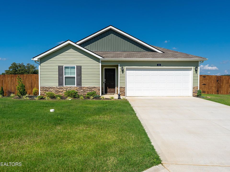 1st image of 180 Crescent Cir