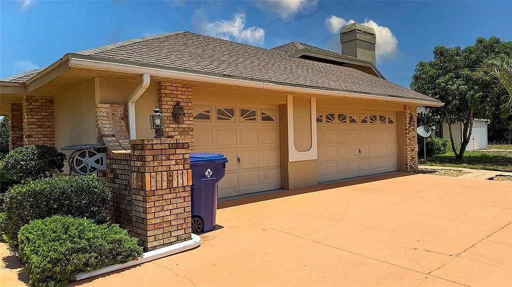 4 bed, 3.0 bath, 3402 sqft, $4,500 — Photo 3